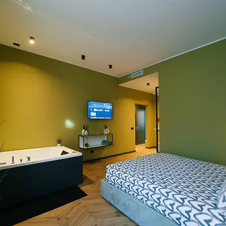 Victoria's Suite&spa Con Parcheggio Privato קומו
